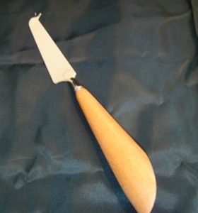 nz-specialty-cheese-knife.jpg